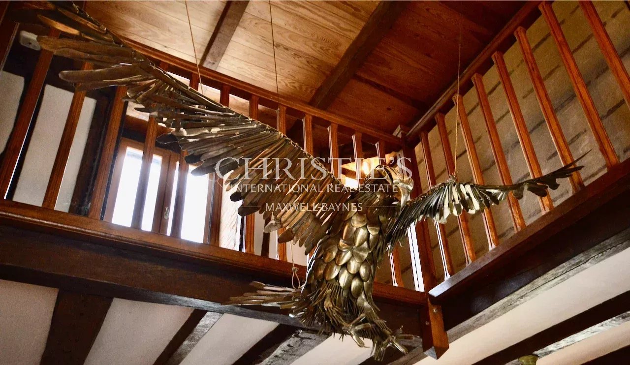 6 Bedroom Villa/Townhouse's Image 17