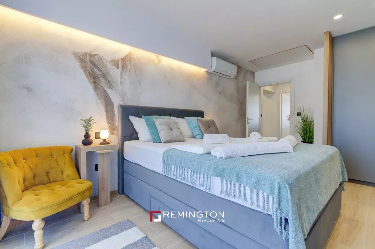 4 Bedroom Villa/Townhouse's Image 11