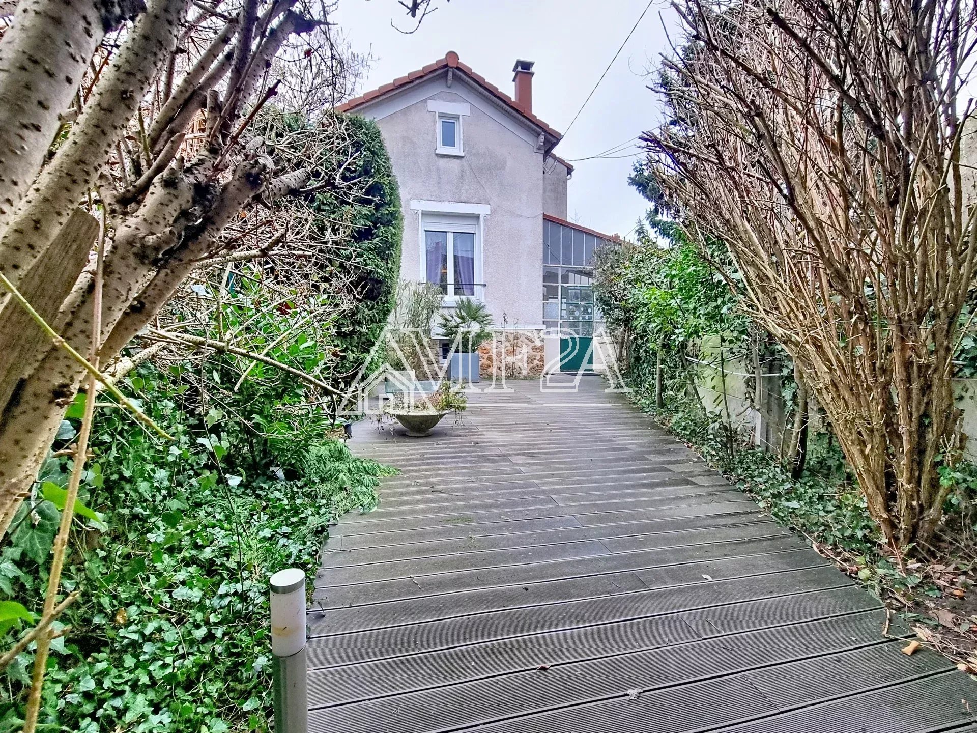 Maison individuelle de charme au cœur du centre-ville historique