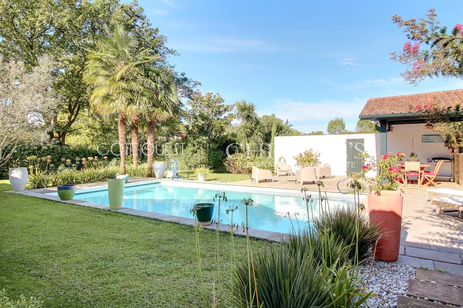 4 Bedroom Villa/Townhouse's Image 10