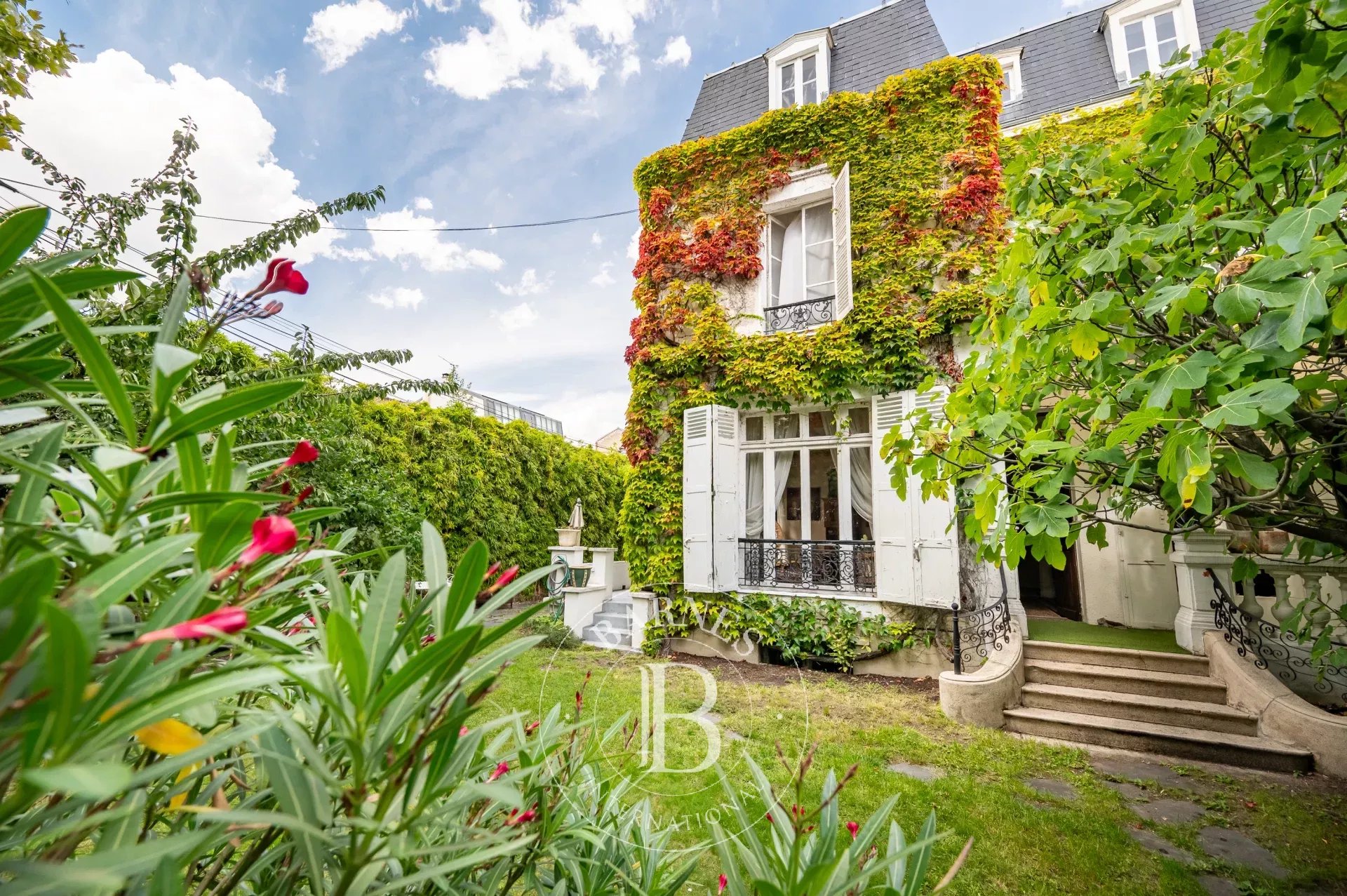 Casa Asnières-sur-Seine  -  ref 86055857 (picture 1)