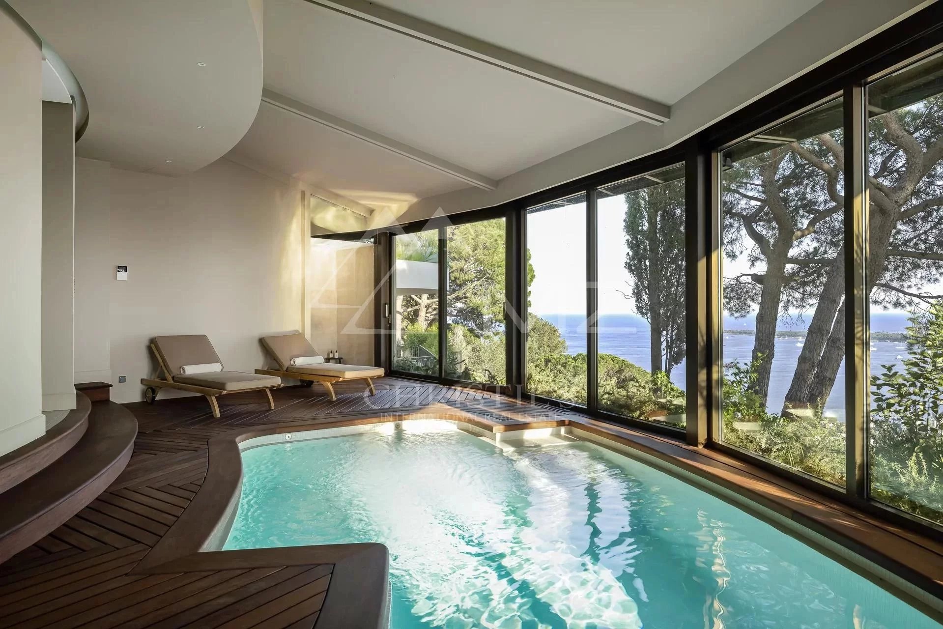 cannes californie - certainly one of the most beautiful properties on the french riviera image10