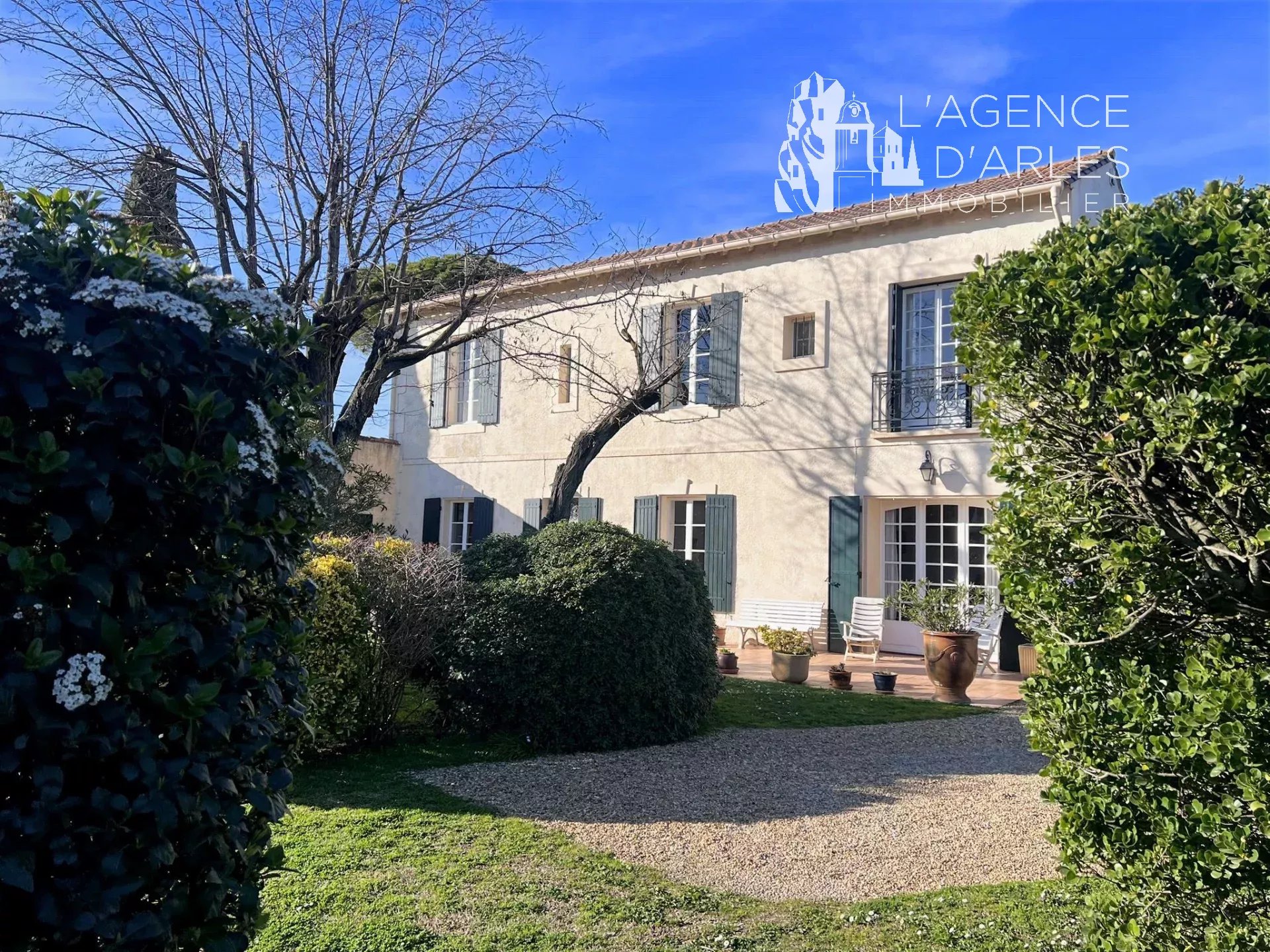 Agence immobilière de AGENCE DU PAYS D'ARLES