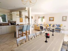 MOUGINS - VILLA WITH PANORAMIC VIEW — photo 7 of 7