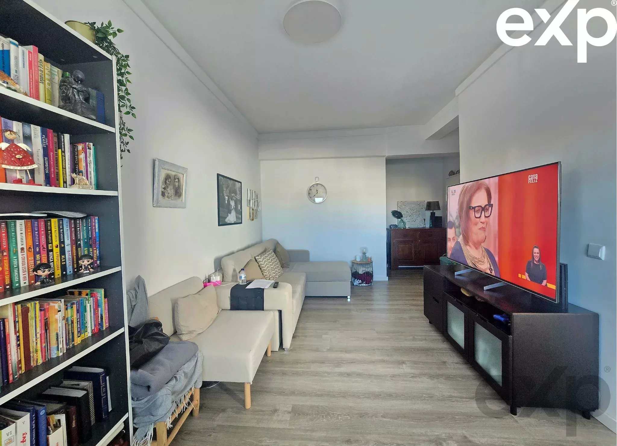Two-bedroom apartment with elevator 86948155 image 10