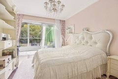Superb 4-room apartment in a prestigious residence — photo 4 of 7