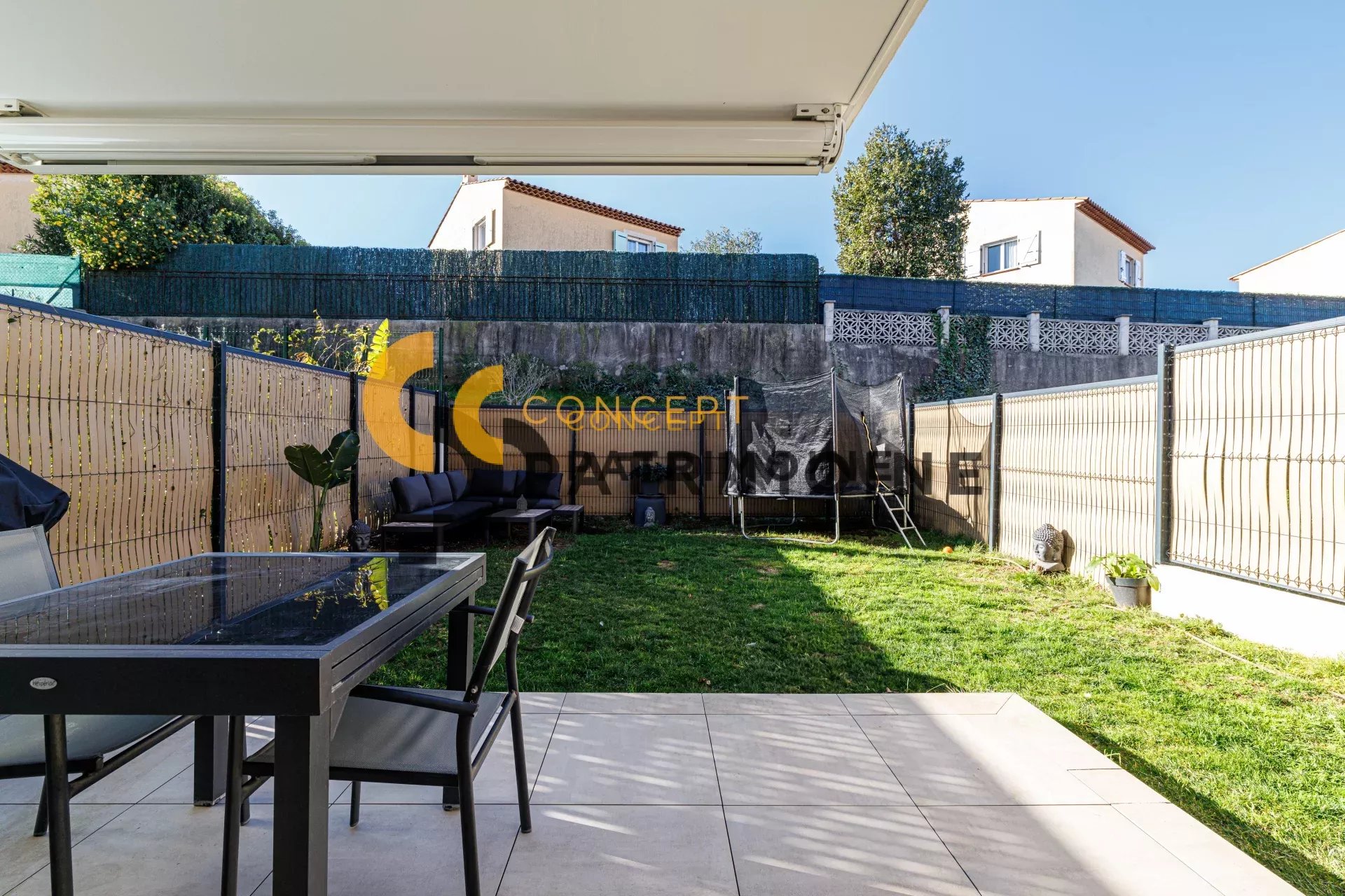 Agence immobilière de 