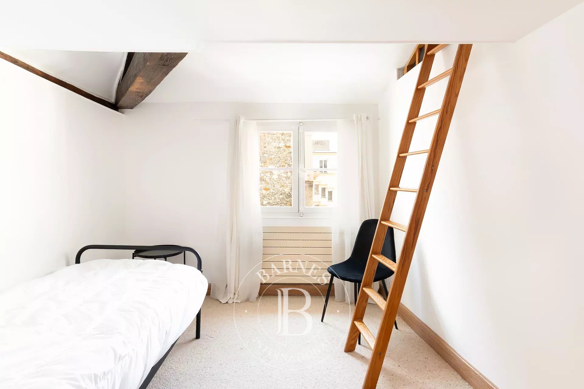 Daire Paris 9ème - picture 18