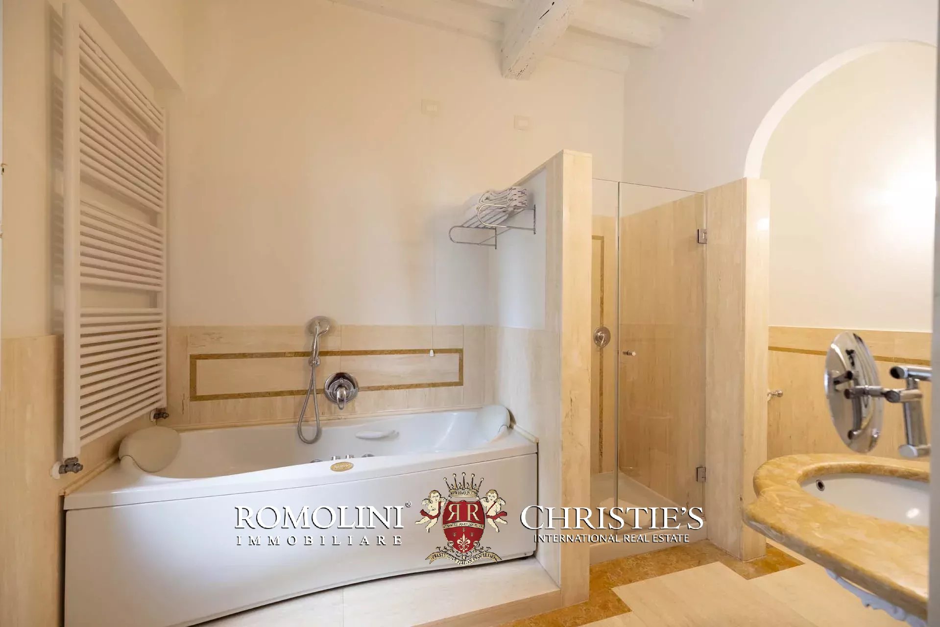 37 Bedroom Villa/Townhouse's Image 51