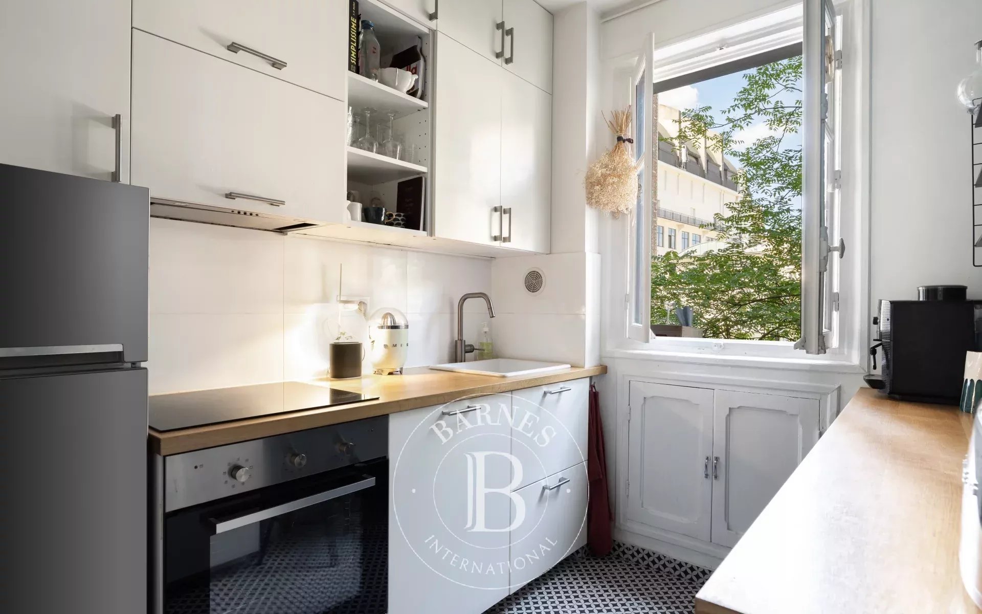 Daire Paris 18ème - picture 5