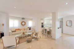 Duplex Penthouse with Private Lift Access in Santa Eulalia del Río — photo 7 of 7