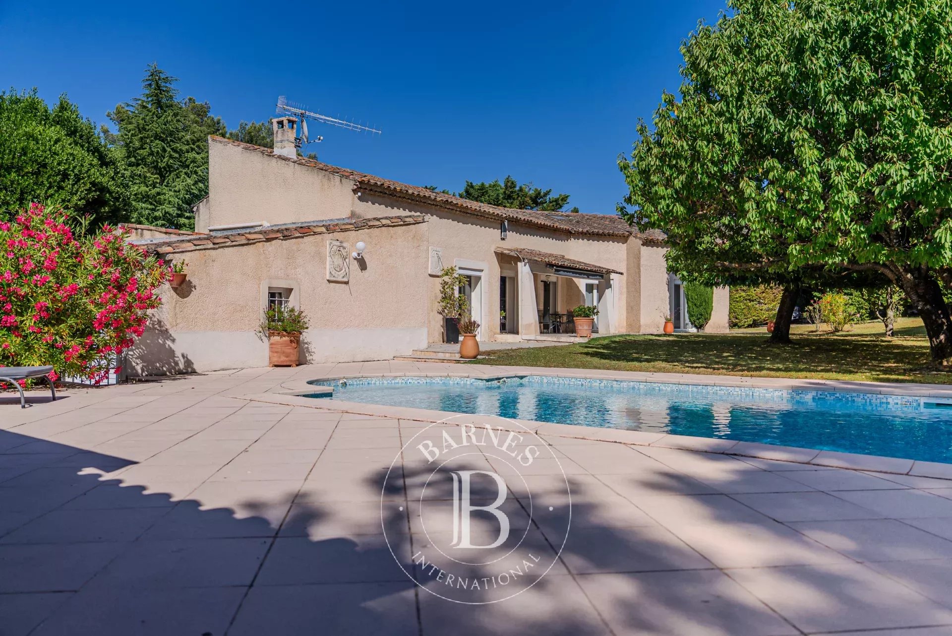 Ev Venelles - picture 9