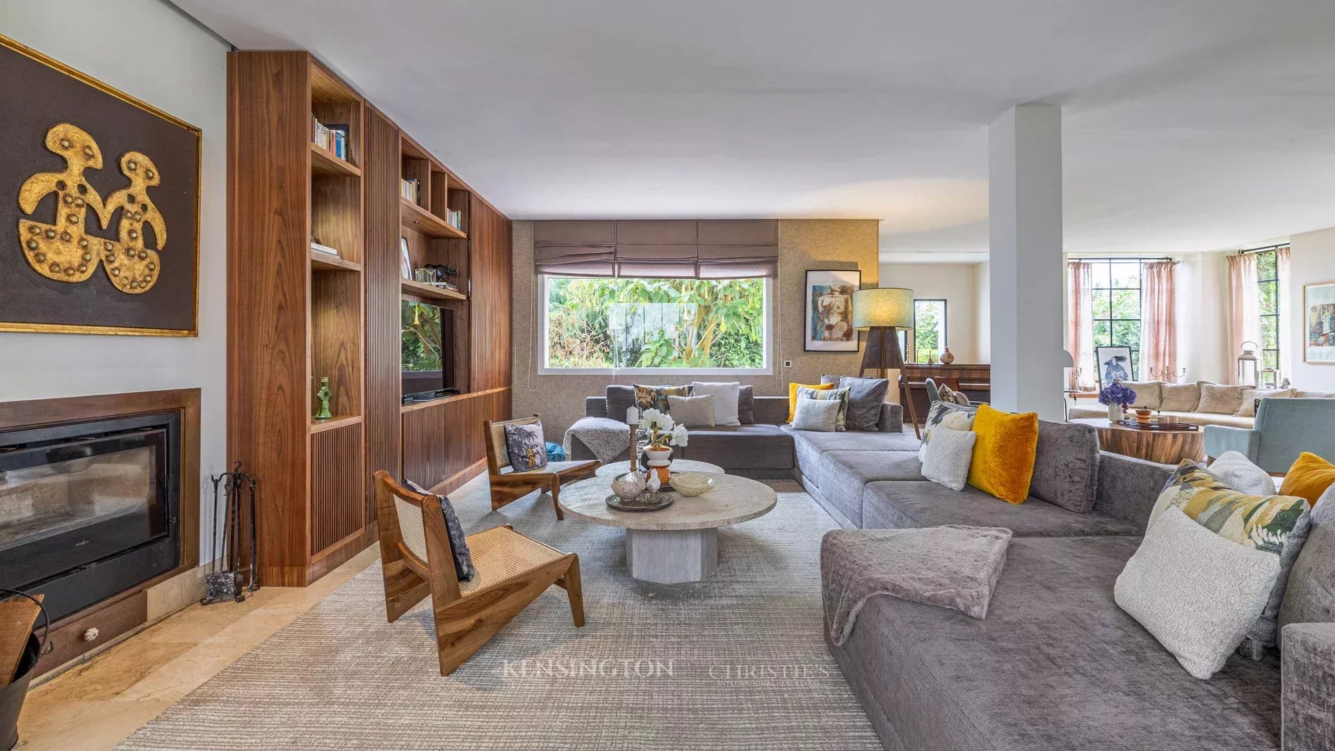 5 Bedroom Villa/Townhouse's Image 4