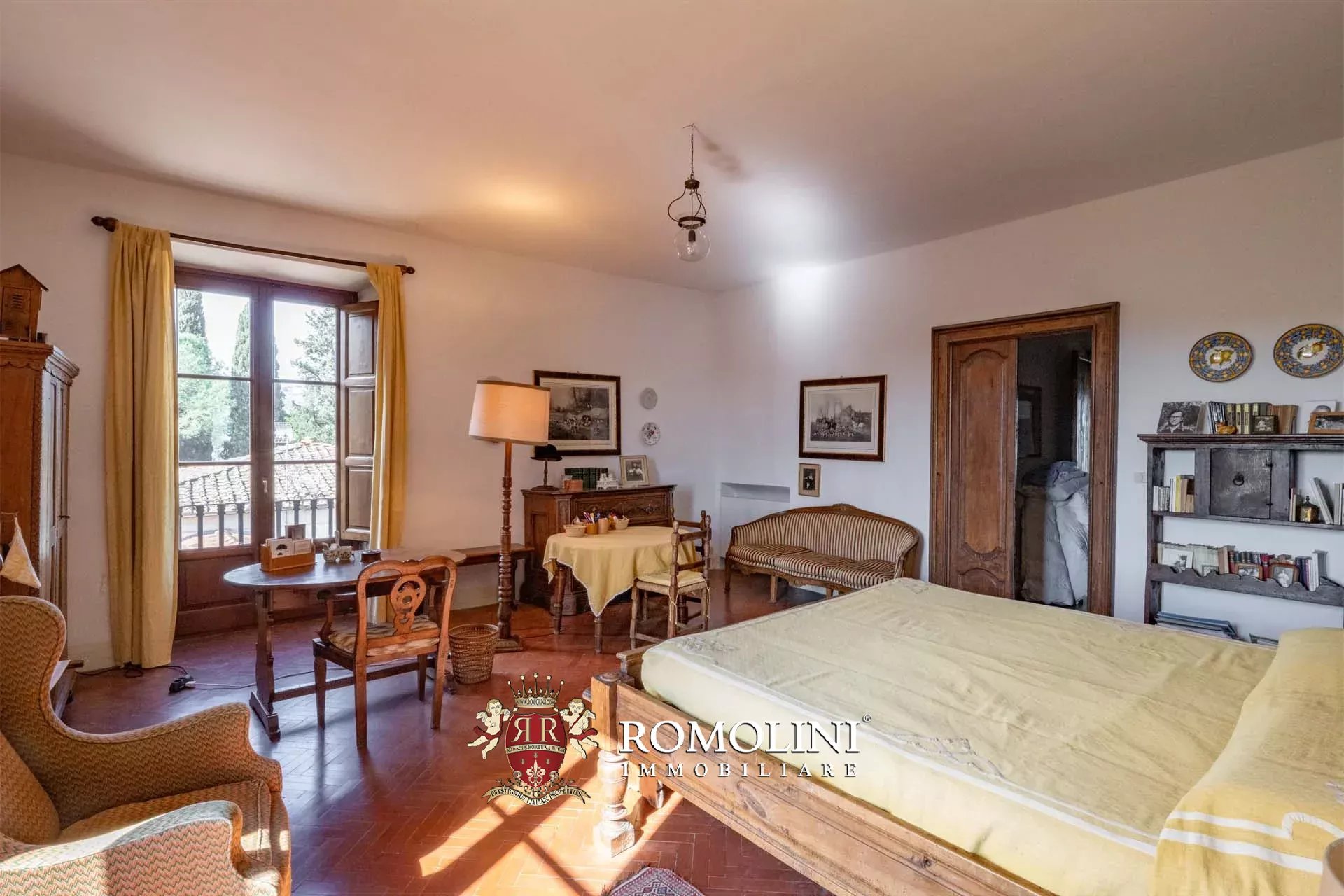 27 Bedroom Vineyard's Image 82