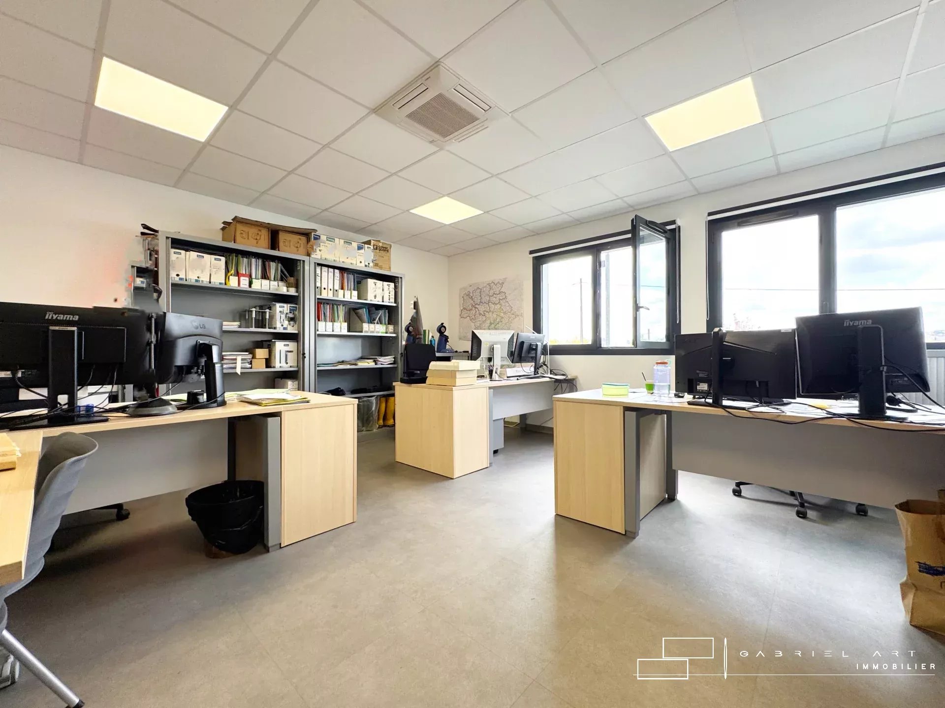 Agence immobilière de 