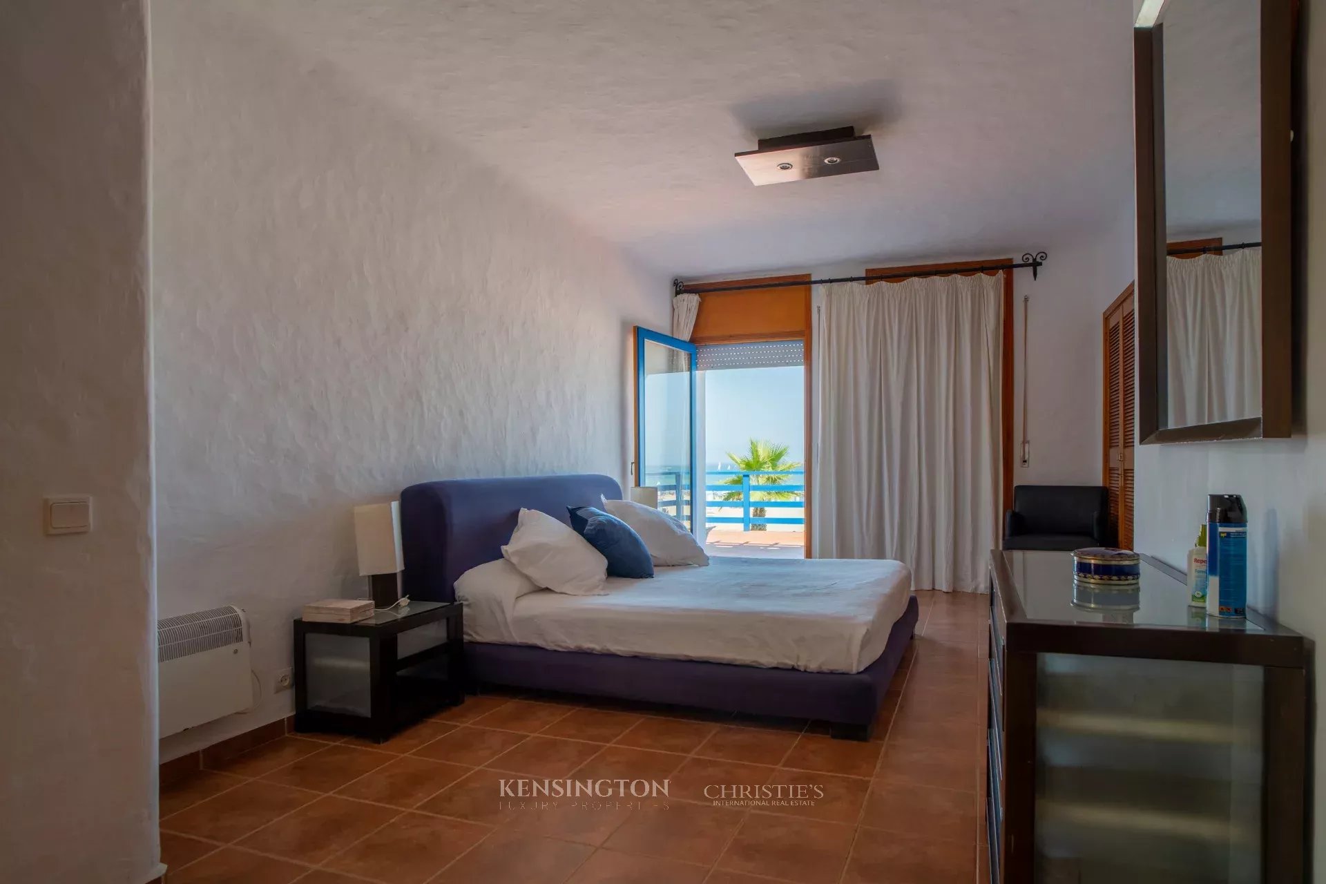 4 Bedroom Villa/Townhouse's Image 22