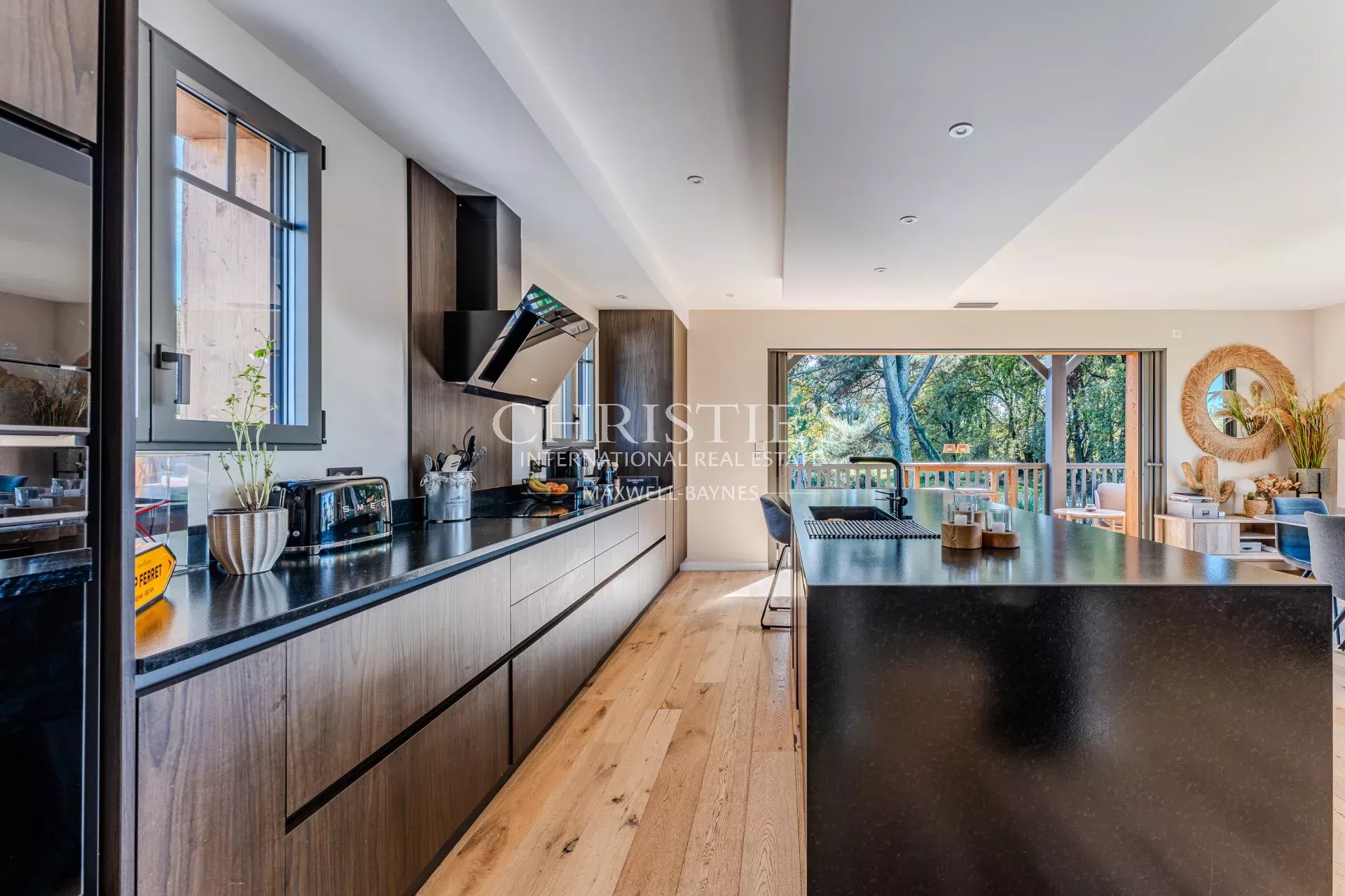 3 Bedroom Villa/Townhouse's Image 3