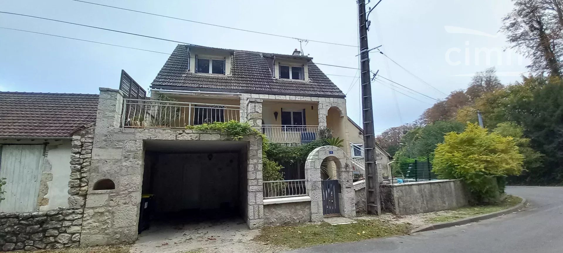 Agence immobilière de 