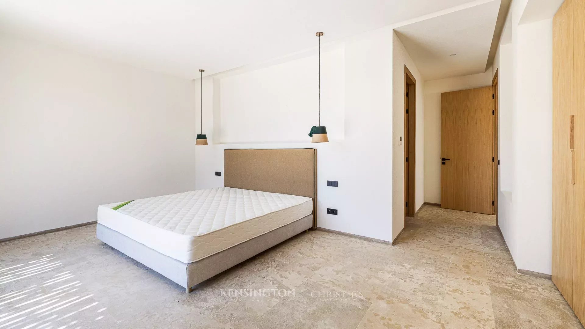 4 Bedroom Villa/Townhouse's Image 37