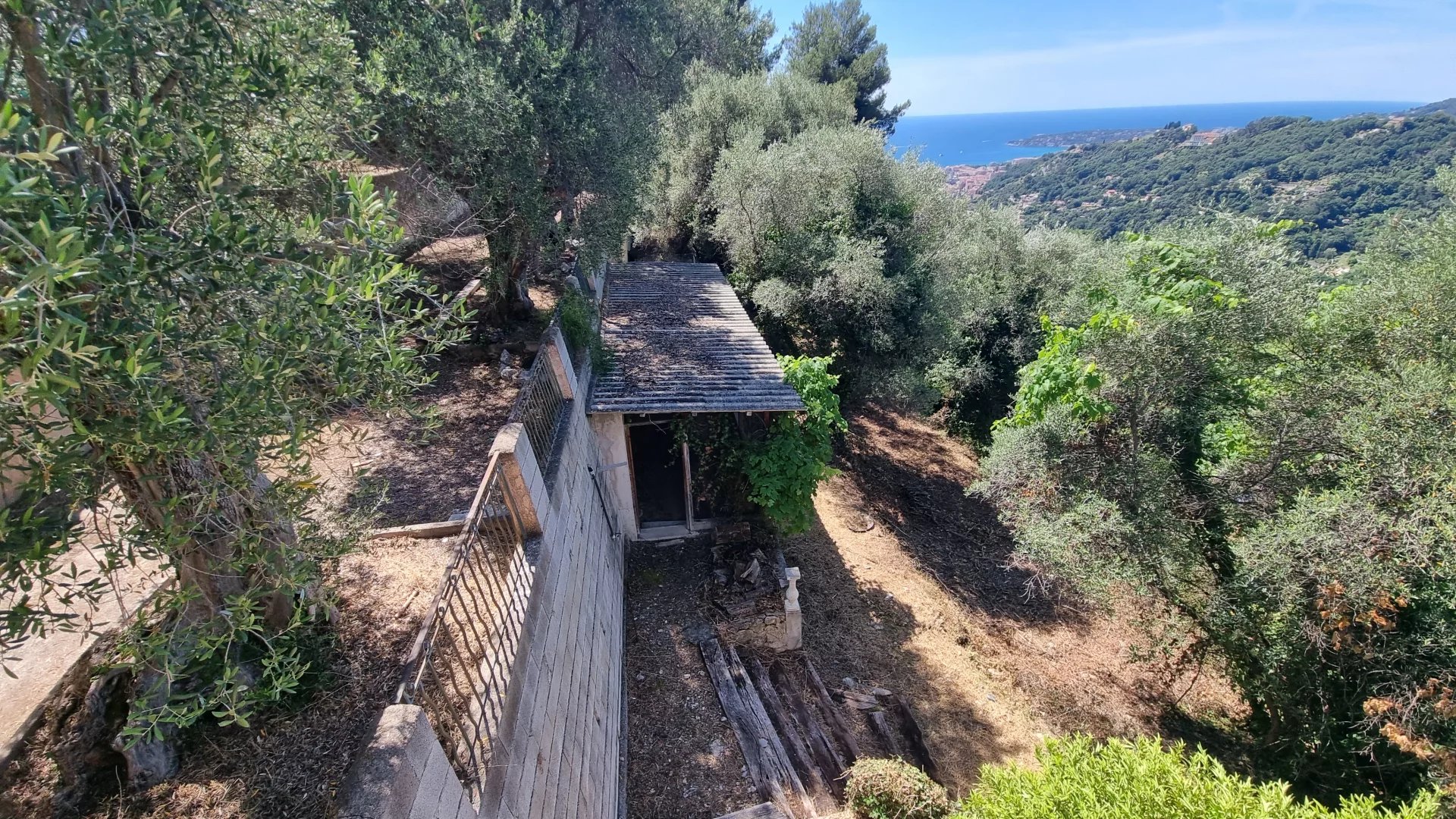 VILLA MENTON CASTELLAR