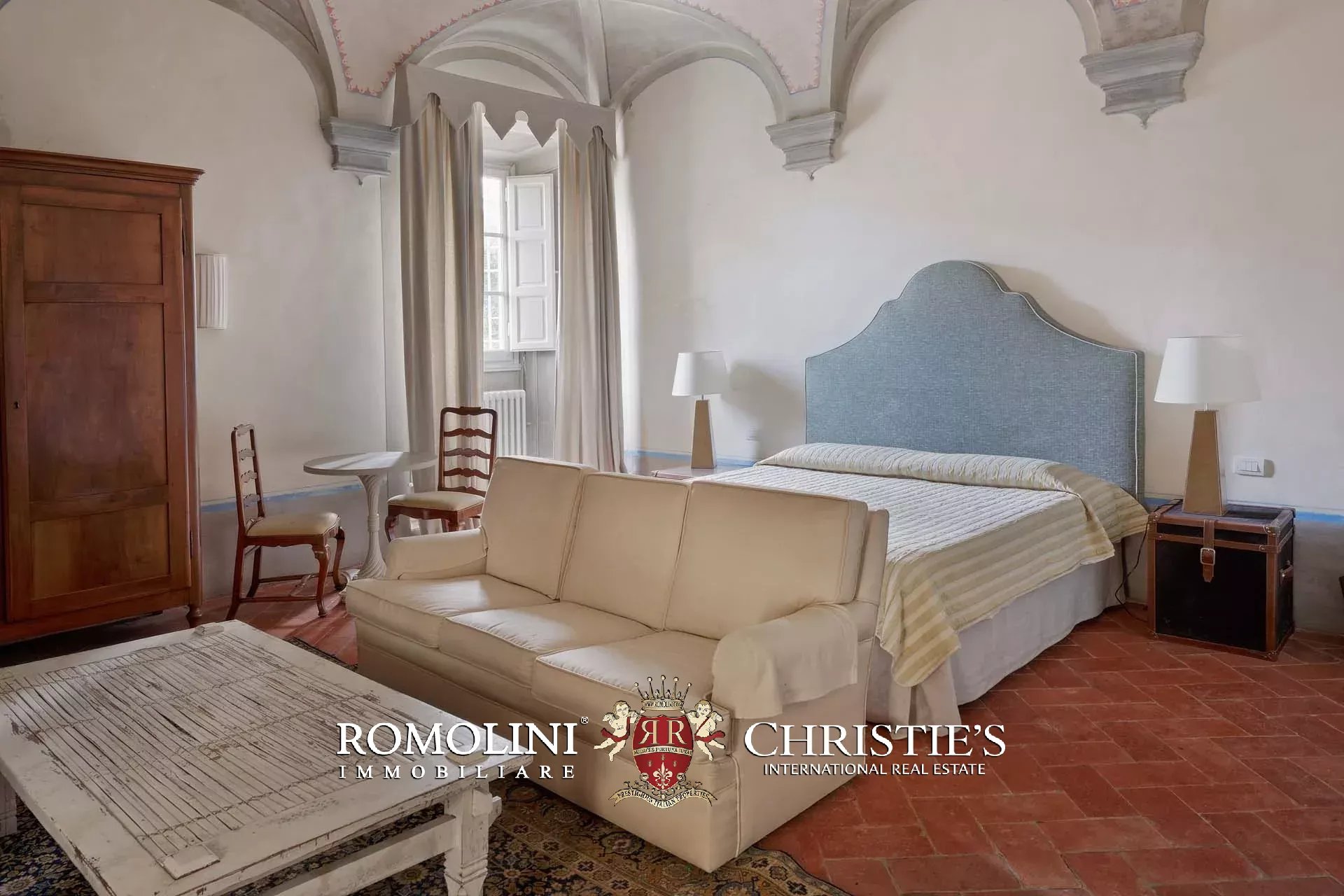 15 Bedroom Villa/Townhouse's Image 17