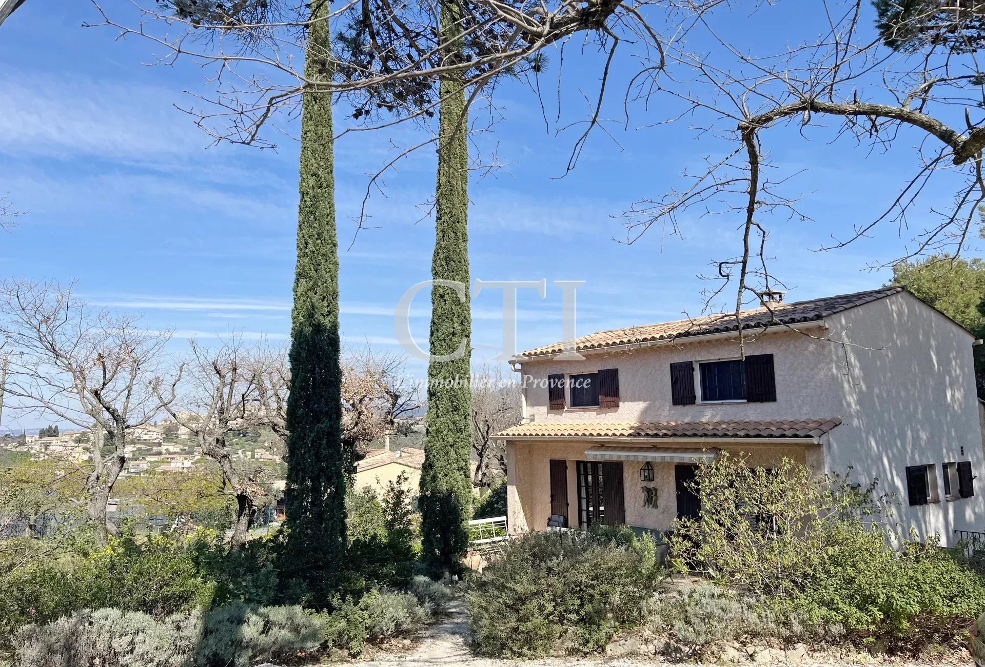 Agence immobilière de 