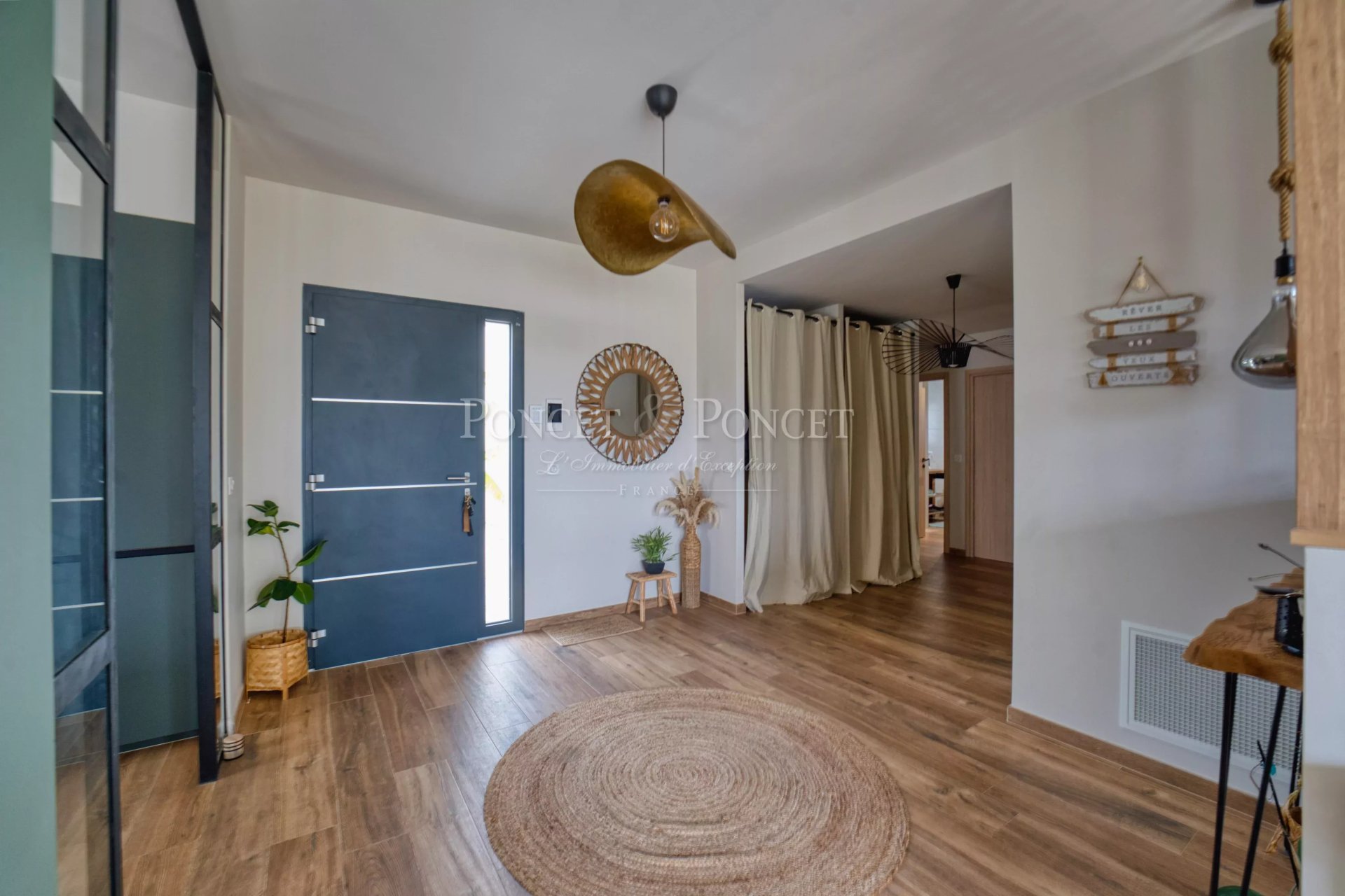 4 Bedroom Villa/Townhouse's Image 4