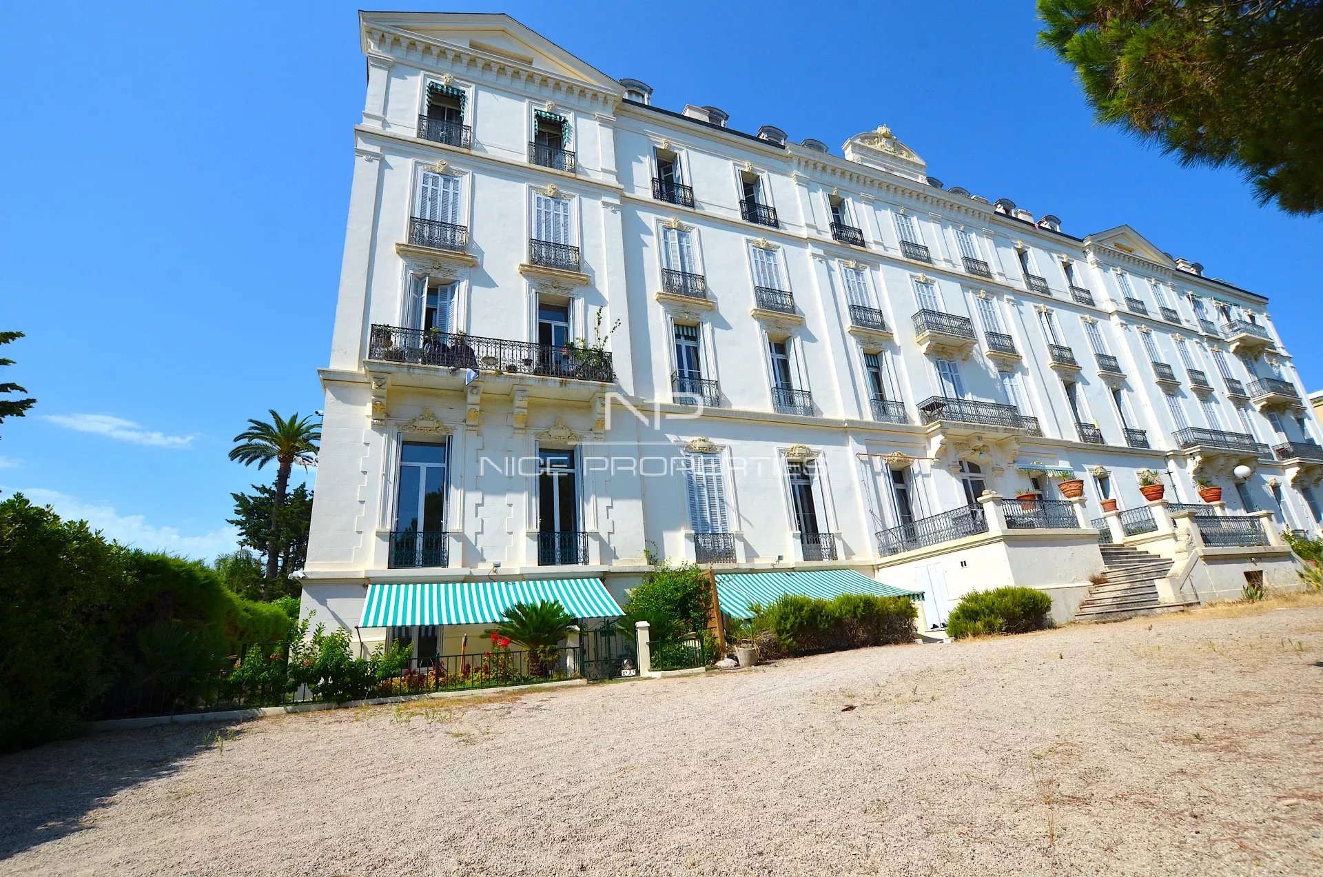 CANNES BASSE CALIFORNIE, APPARTEMENT
