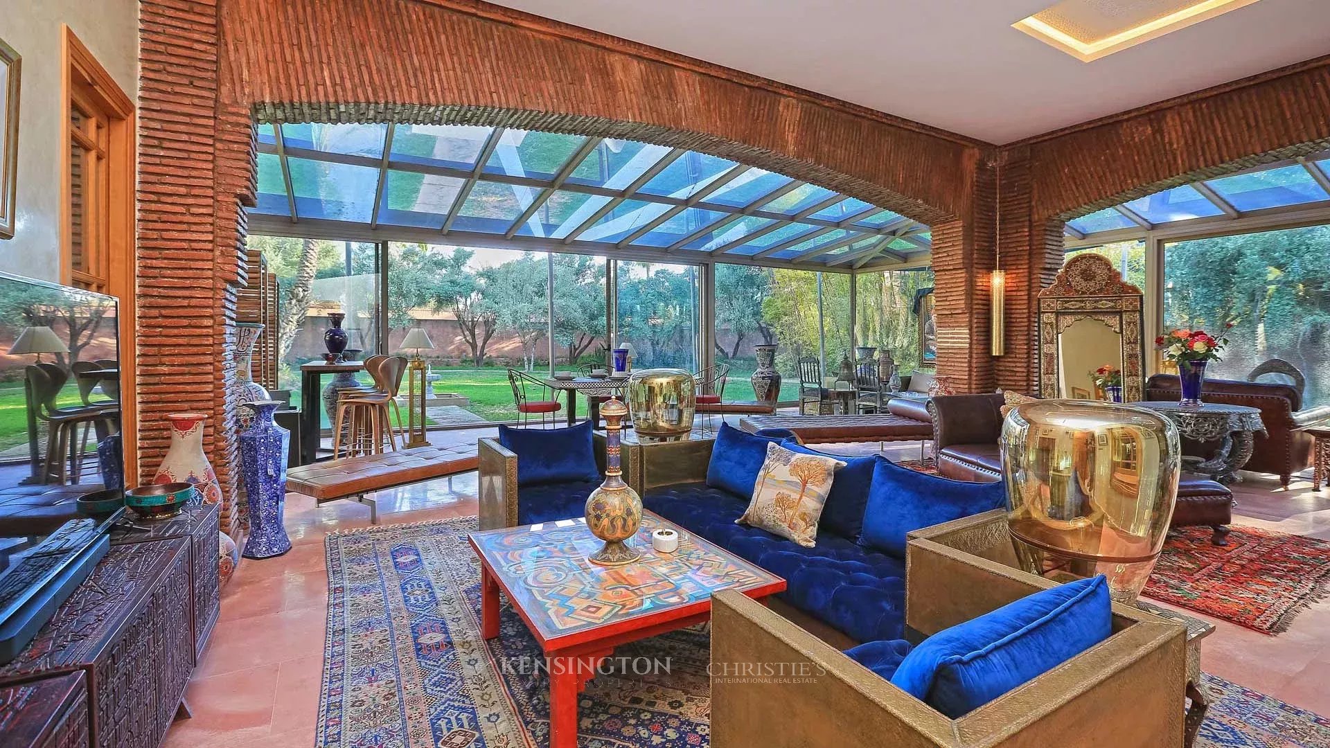 10 Bedroom Villa/Townhouse's Image 22