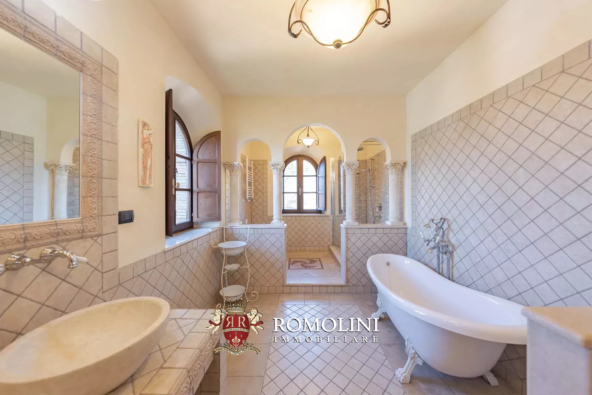 20 Bedroom Chateau's Image 57