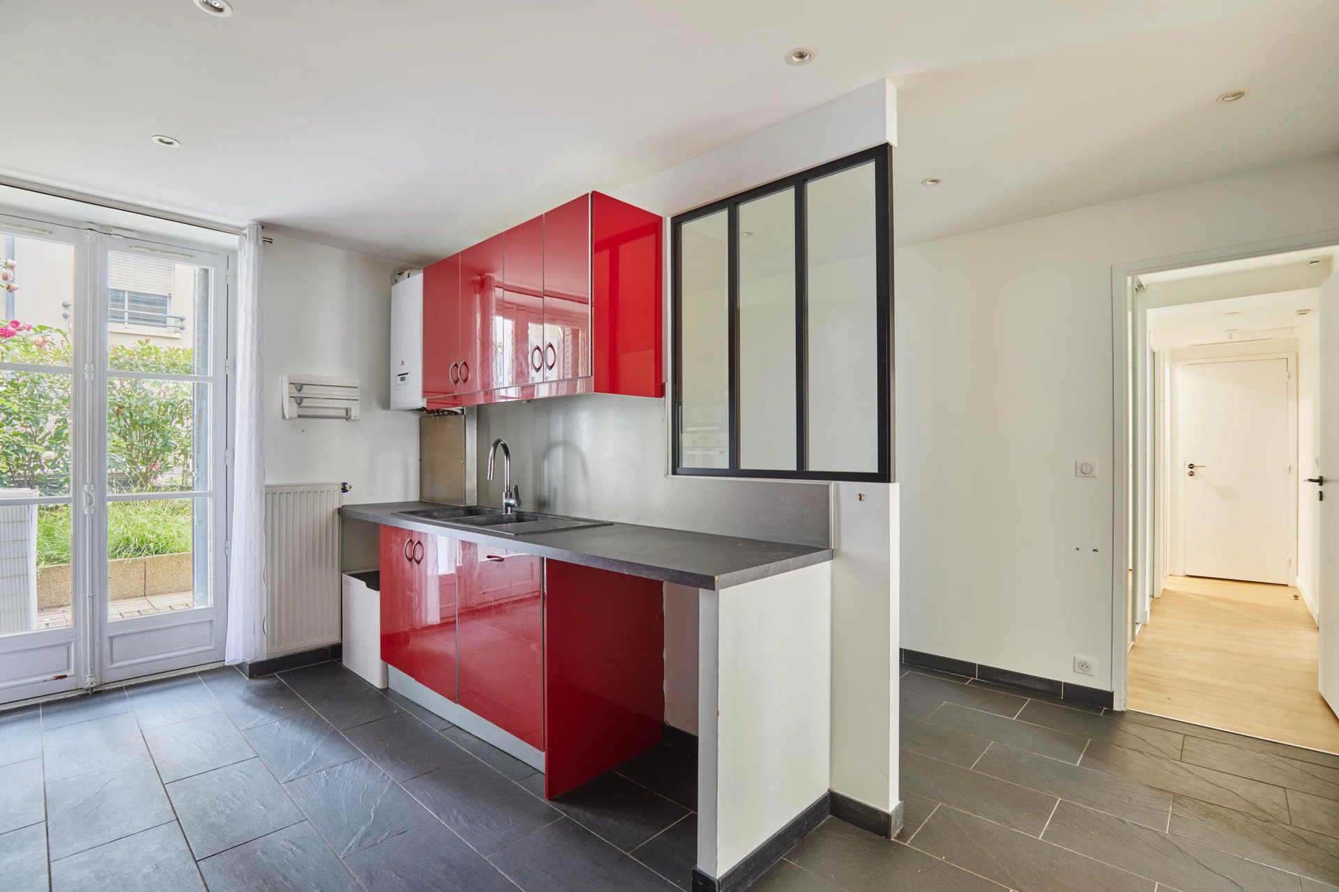 2 Bedroom Apartment/Flat's Image 9