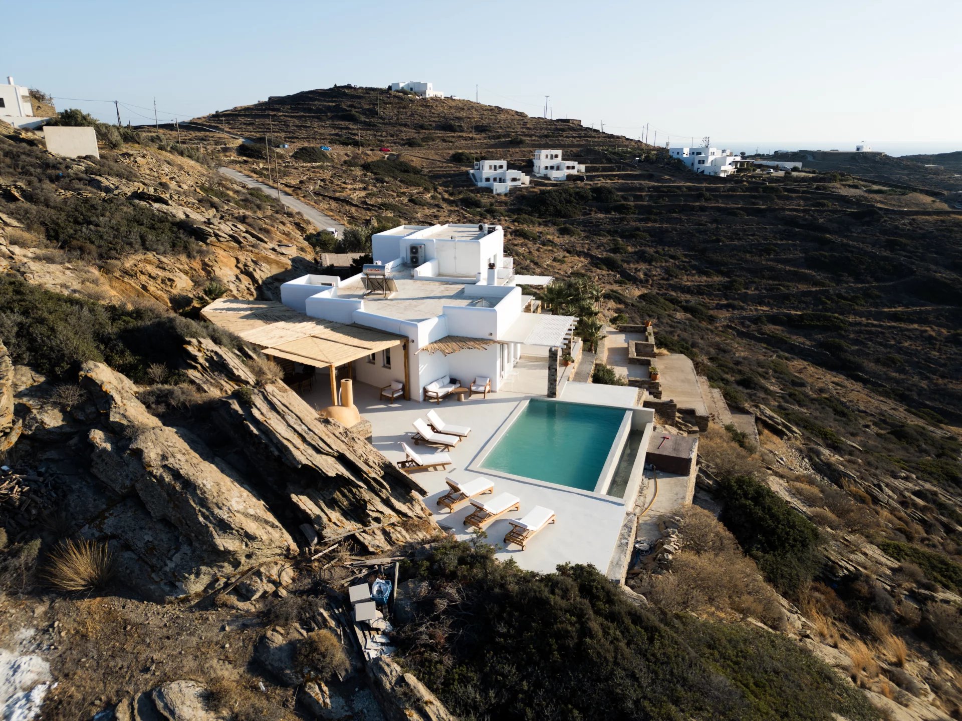 FOR SALE – PANORAMIC SUNSET VILLA WITH SEA & CHORA VIEWS – IOS ISLAND