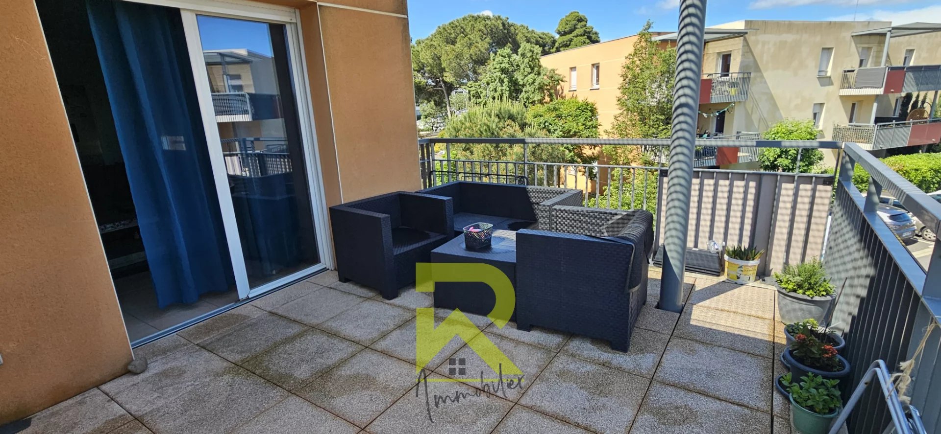 Appartement T3 de 61m2 avec terrasse place de parking nomina