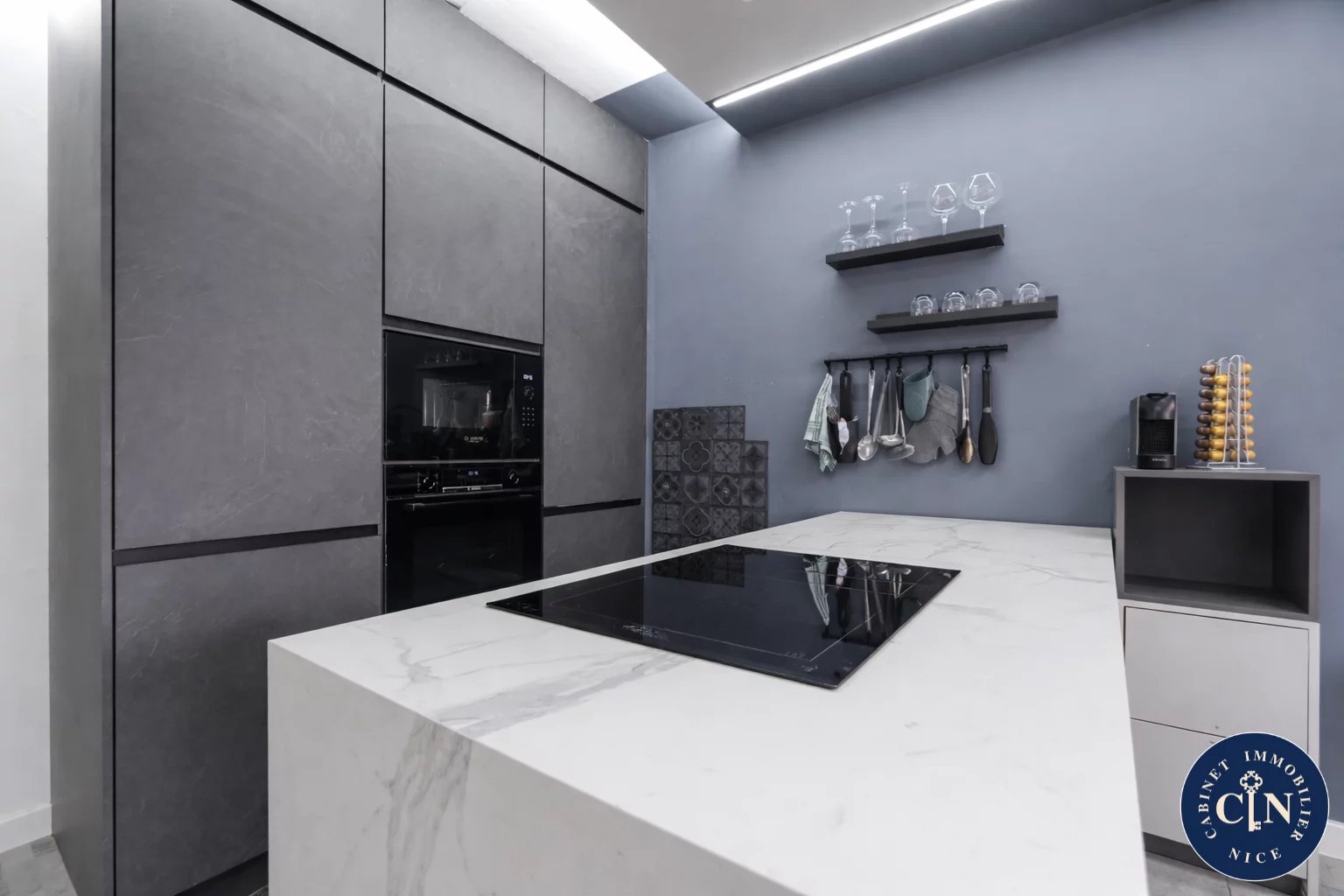 Studio rénové – Terrasse – Quartier Saint-Sylvestre - Photo 5