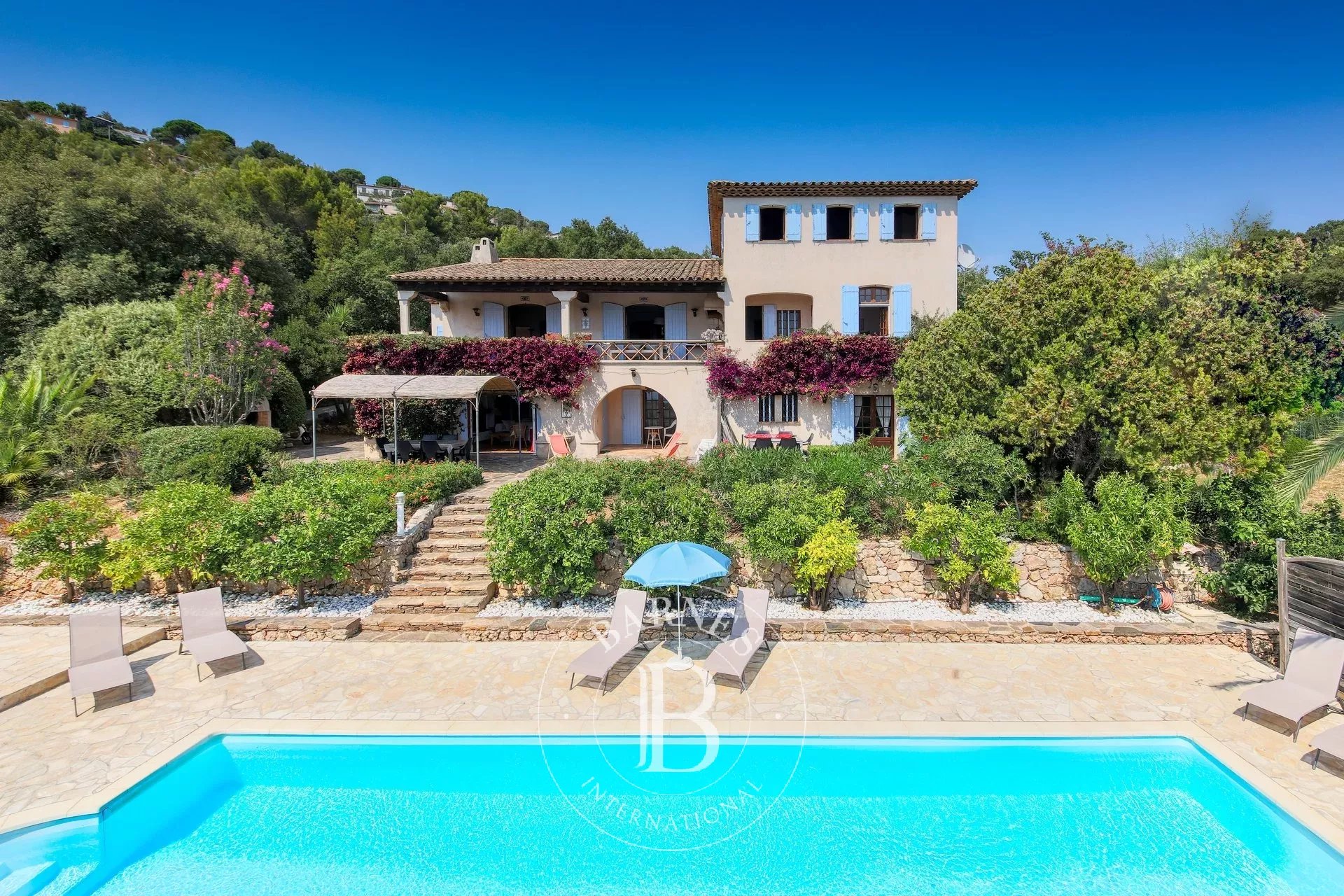 GOLFE DE SAINT-TROPEZ - LA CROIX-VALMER - 6 BEDROOM VILLA - SEA VIEW