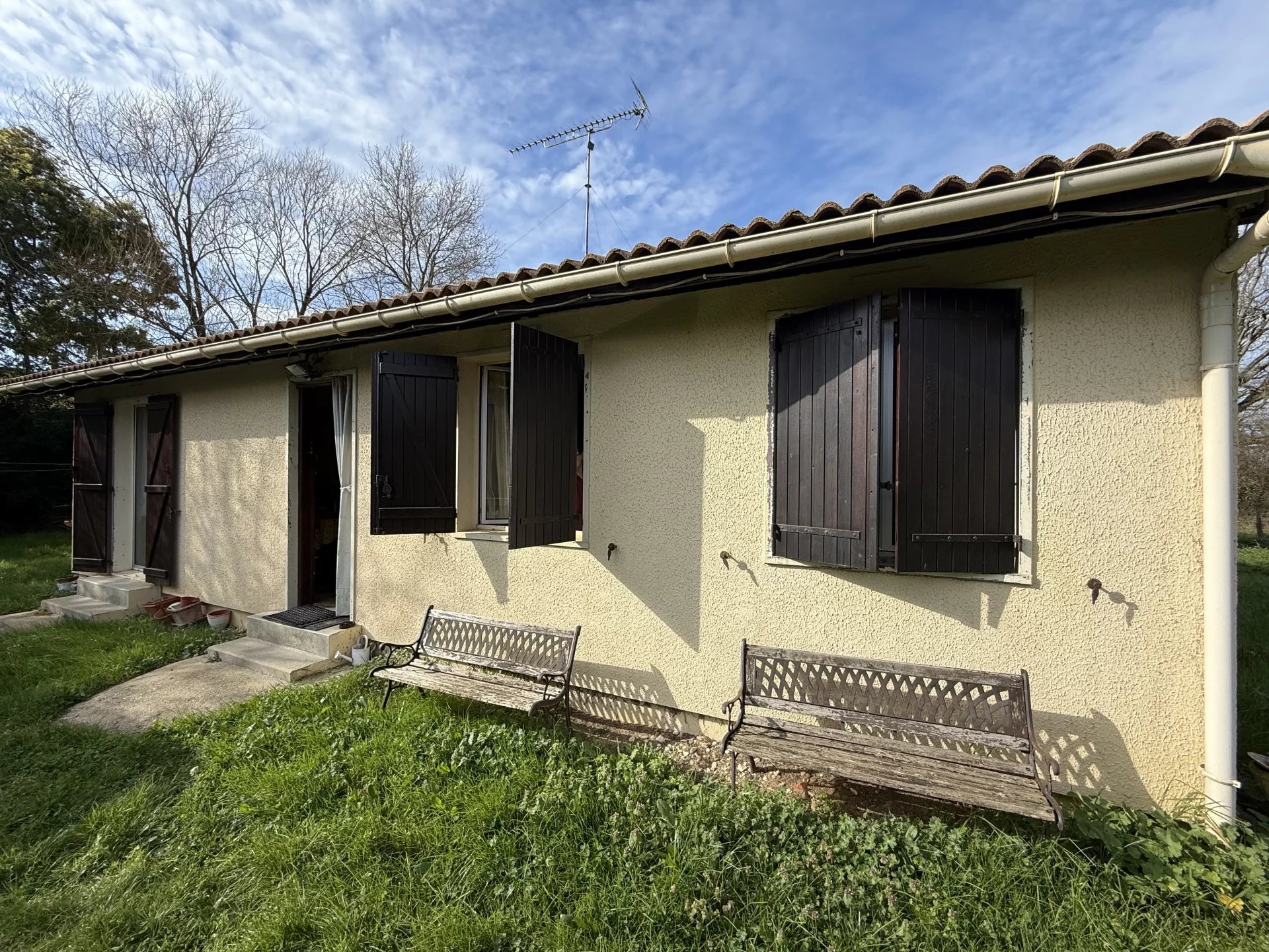 Agence immobilière de ROSER BEATRICE