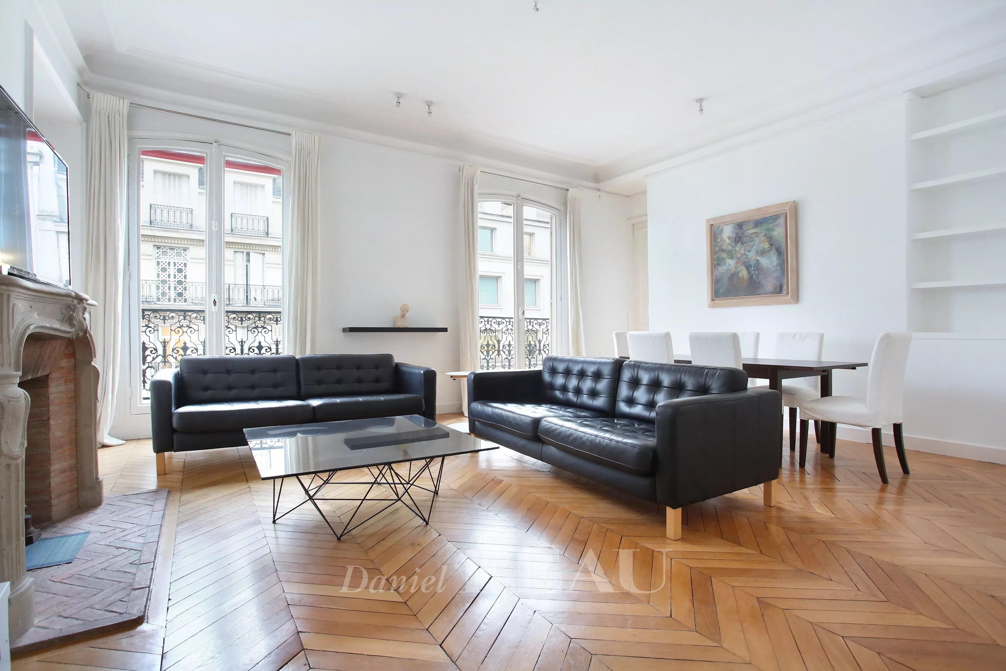 Location Appartement Paris 8ème