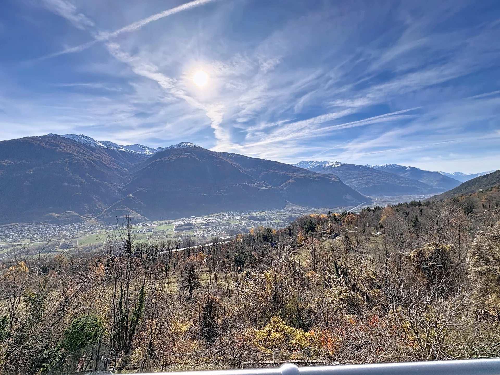 Spacieuse villa, vue panoramique et jacuzzi