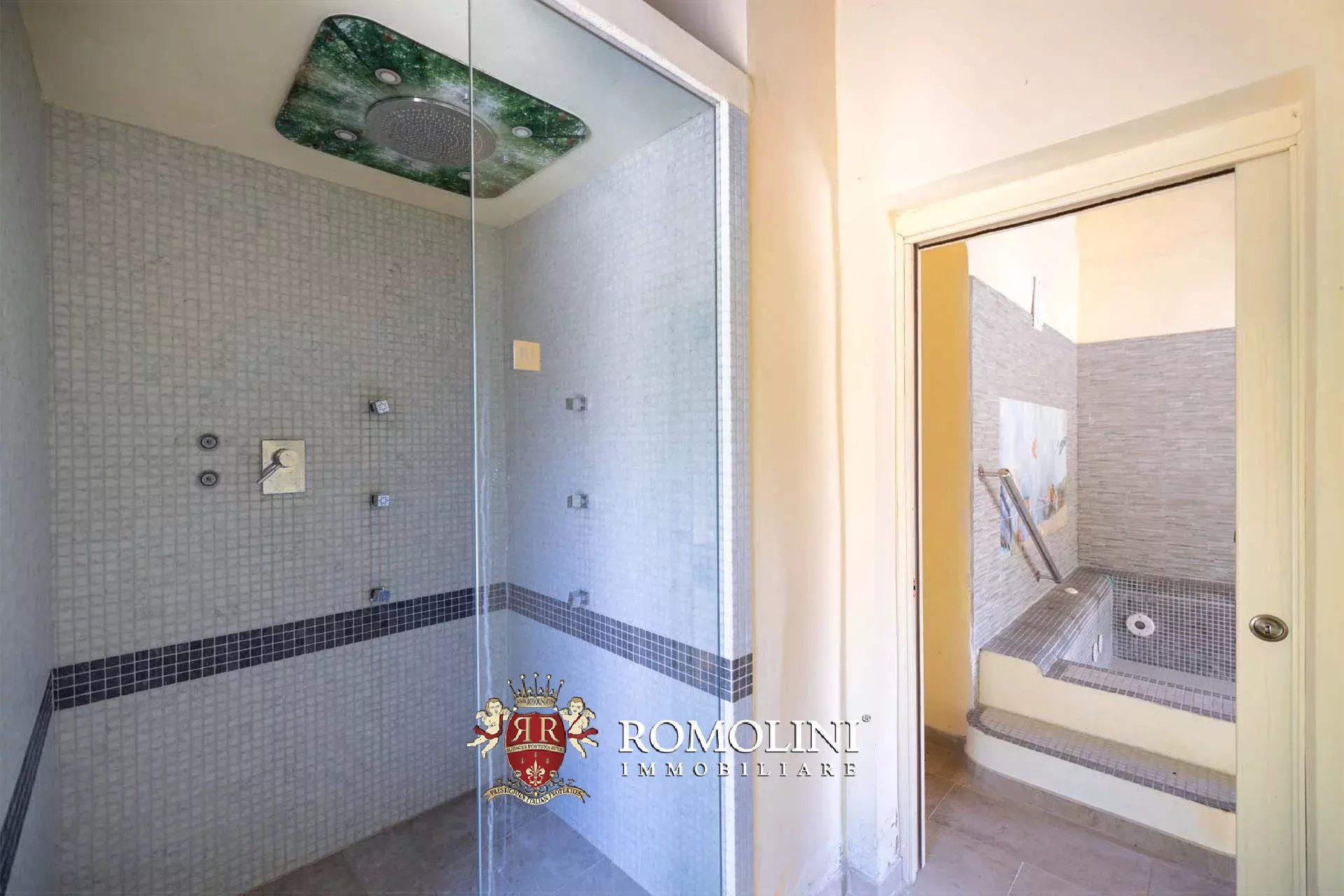 16 Bedroom Villa/Townhouse's Image 30