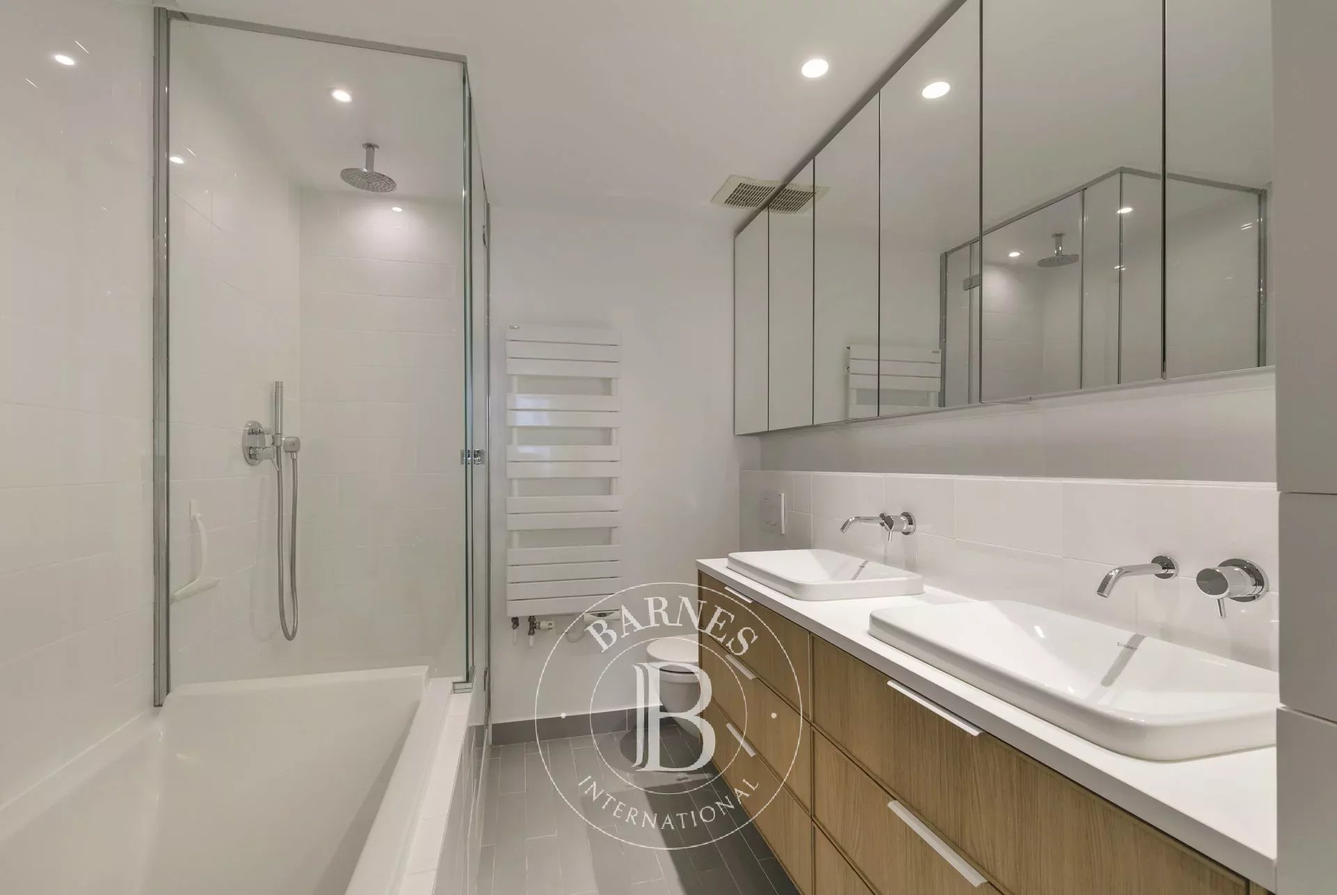 Daire Paris 10ème - picture 5