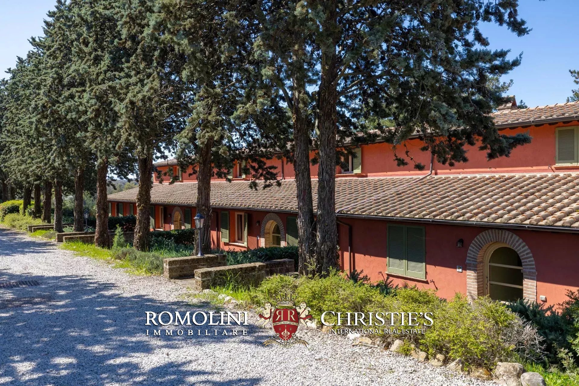 LUXUSANLAGE MIT 19 WOHNUNGEN IN DER TOSKANA, VAL D'ORCIA