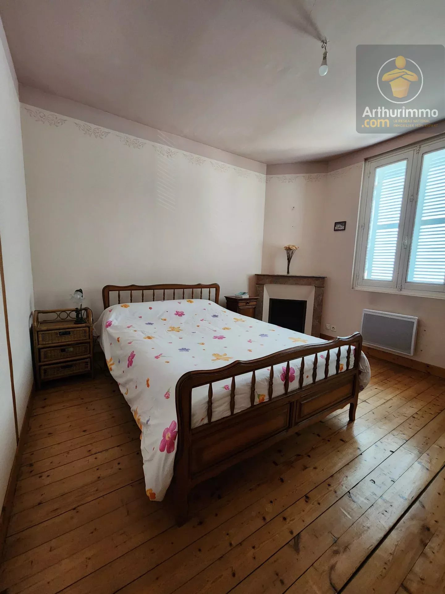 Maison pleine de charme avec son parc arboré — photo 16