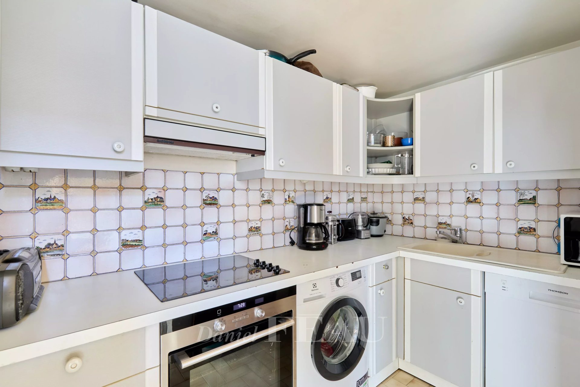 2 Bedroom Apartment/Flat's Image 10