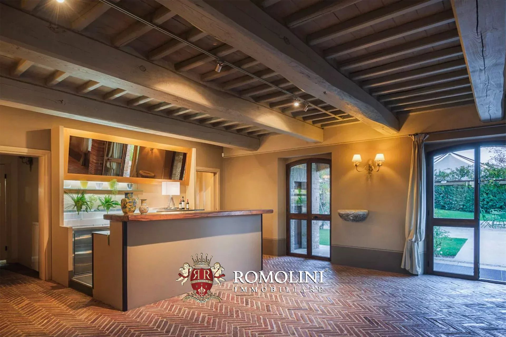 9 Bedroom Villa/Townhouse's Image 9
