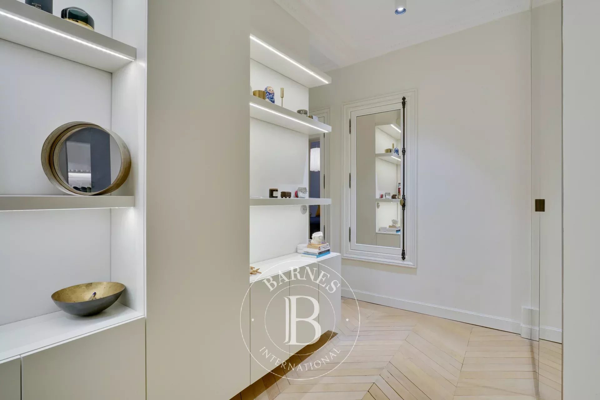 Paris 6 - Sèvres - Vaneau - 98,42 sqm renovated apartment - 3 bedrooms - picture 12
