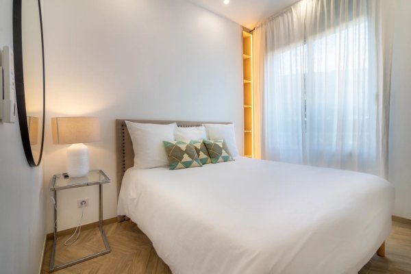 CANNES, LA CROISETTE - APPARTEMENT ET GARAGE — photo 5