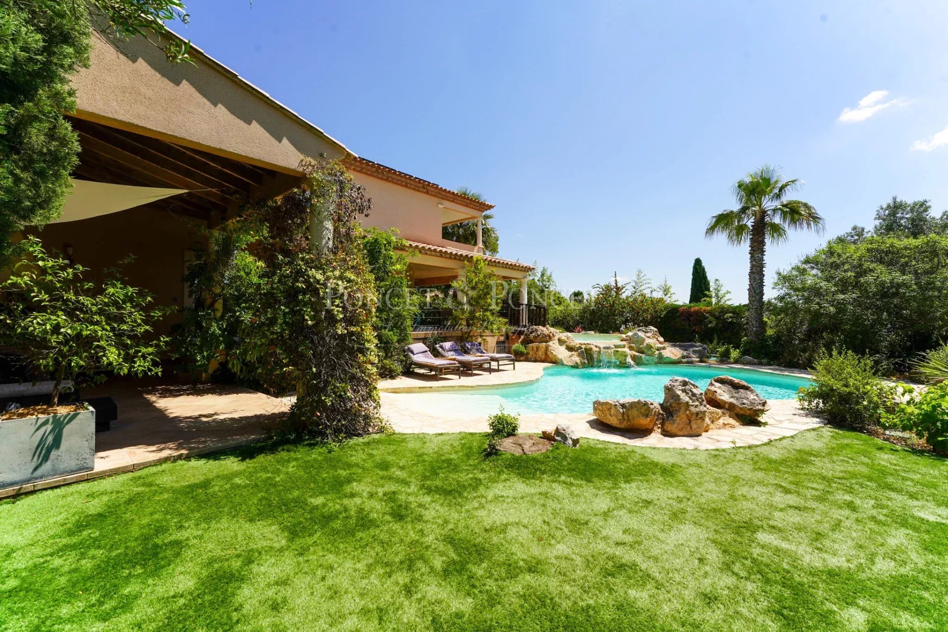 5 Bedroom Villa/Townhouse's Image 26