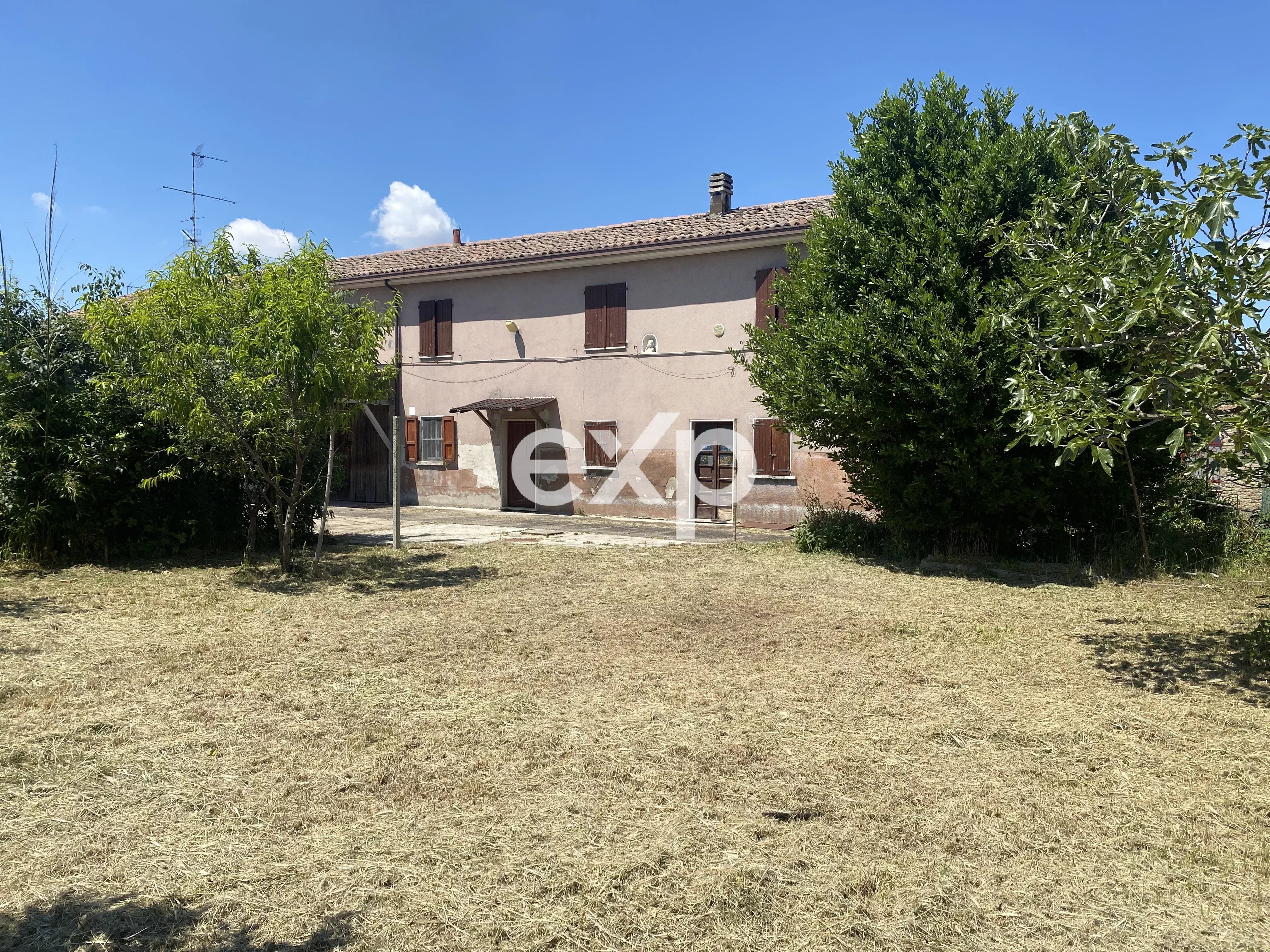 Via Cerreto Superiore, n. 15 - 27045 - Pavia - Casteggio