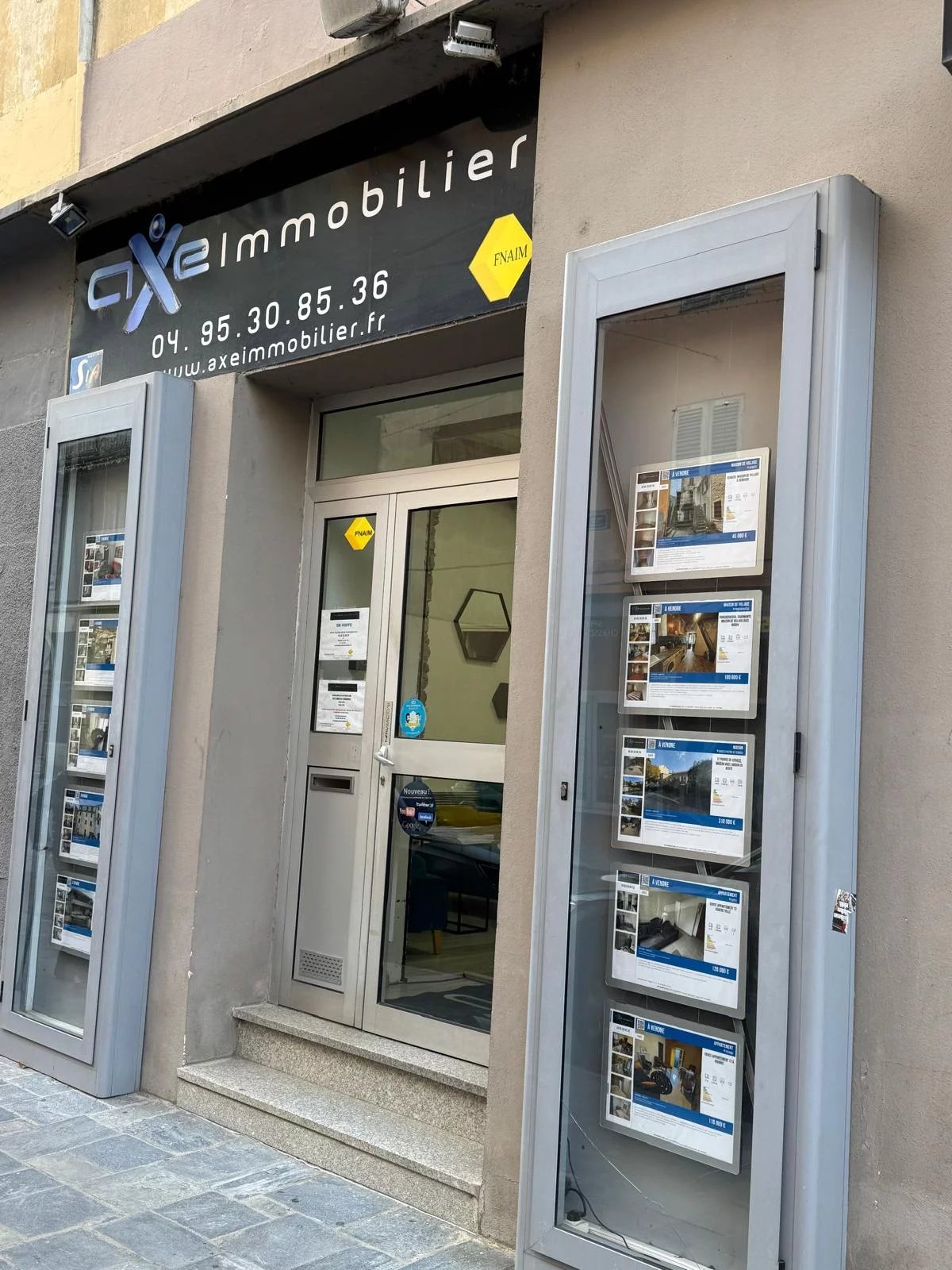 Agence immobilière de 