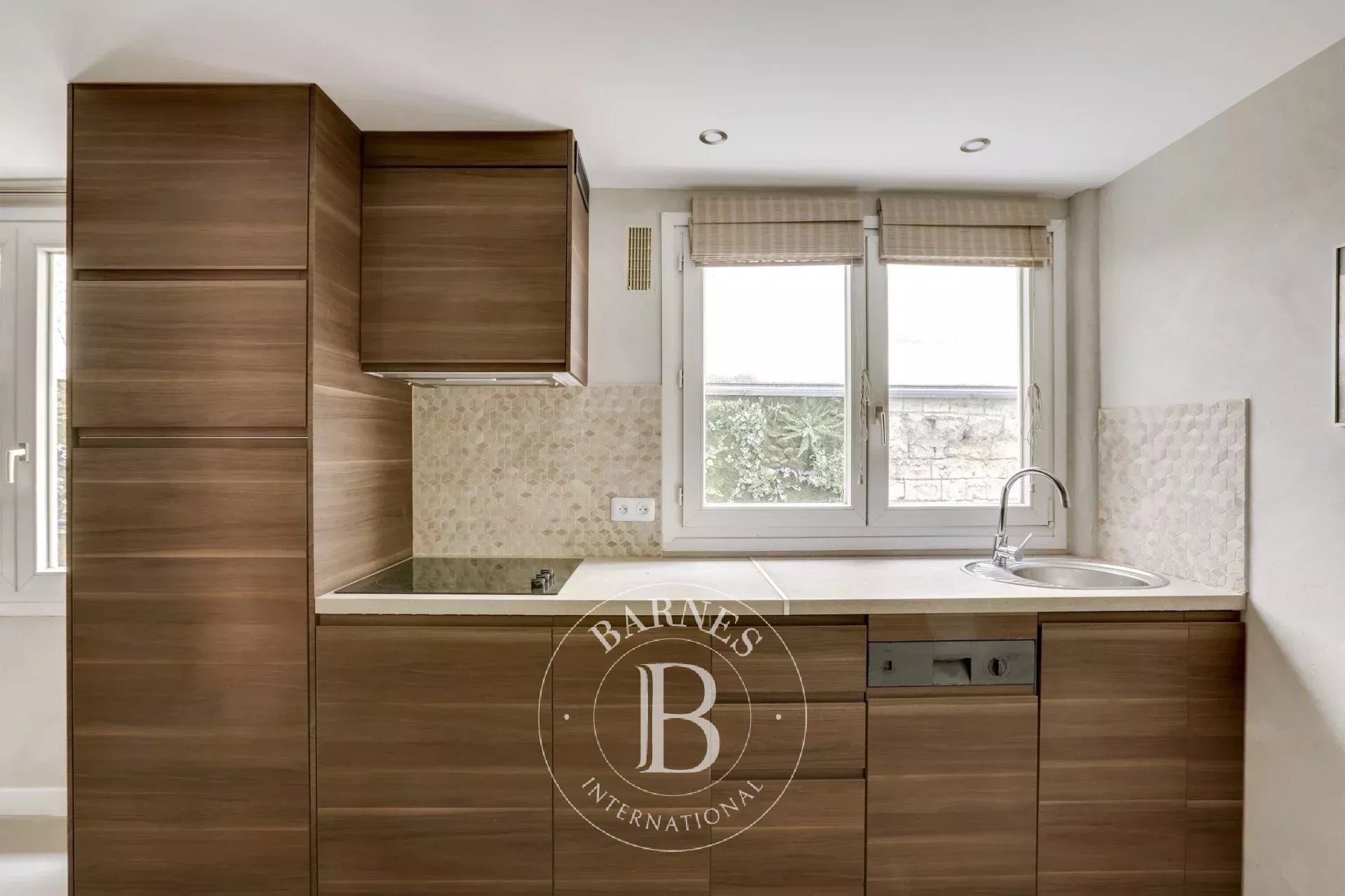 Daire Paris 18ème - picture 7